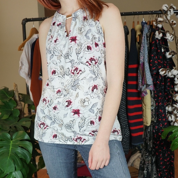 White House Black Market Tops - WHBM Floral holder keyhole tank top medium